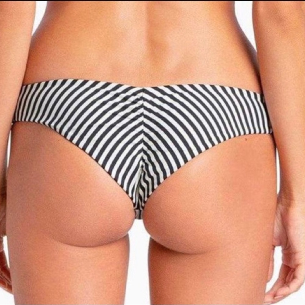 Boys + Arrows 1942 Clairee Bikini Bottoms NWT Sz Large